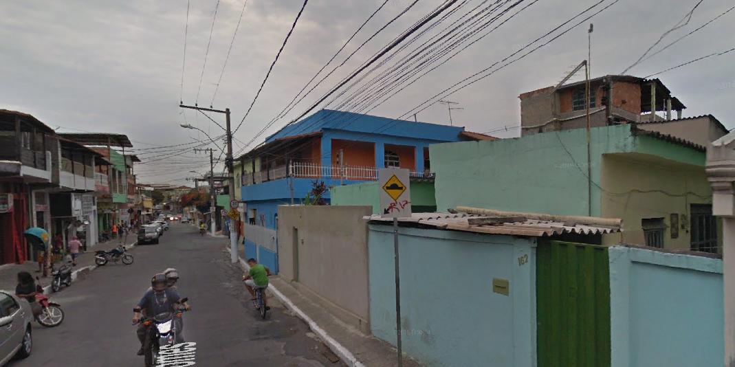 (Google Street View/Reprodução)