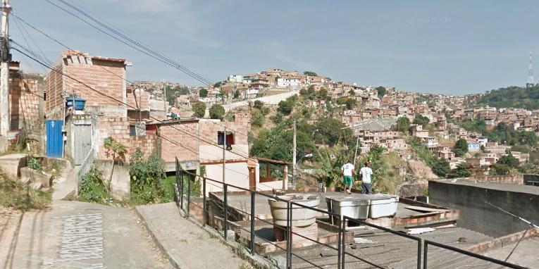 (Google Street View/Reprodução)
