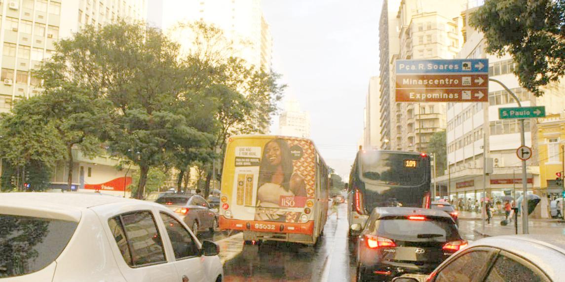 (Riva Moreira)