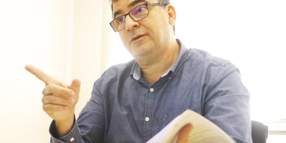 (Maurício Vieira)