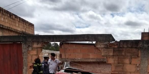 (Corpo de Bombeiros )