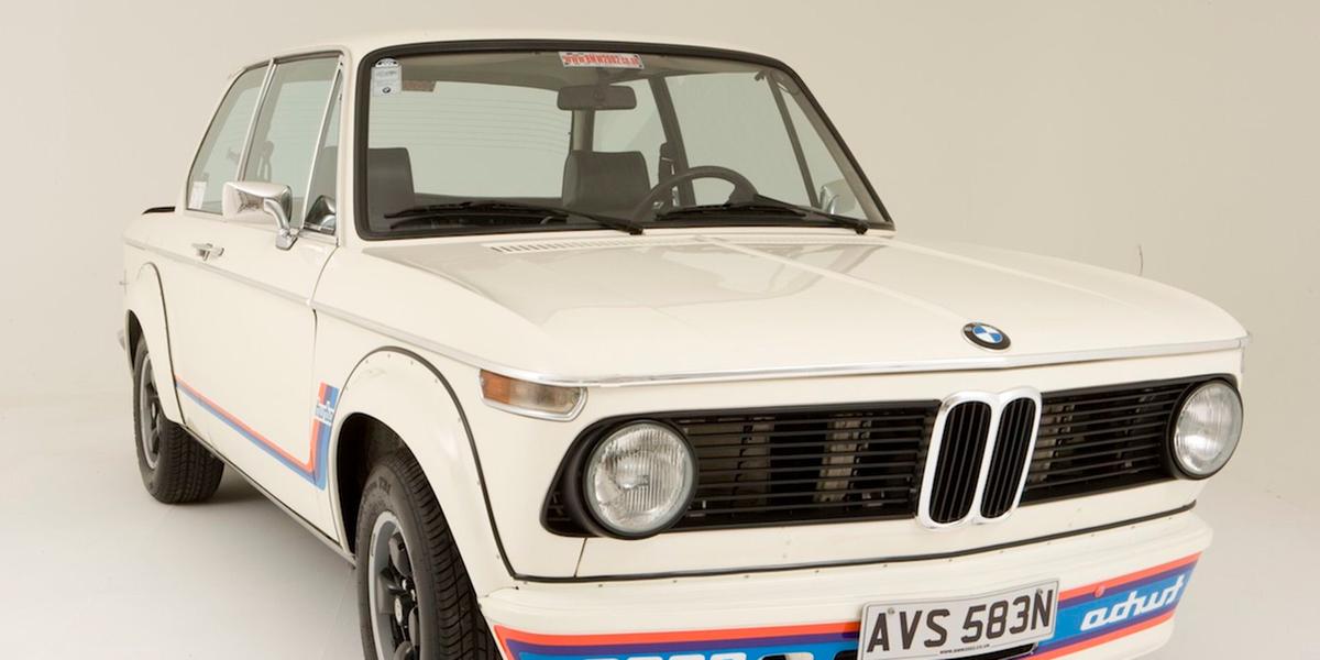 (BMW)