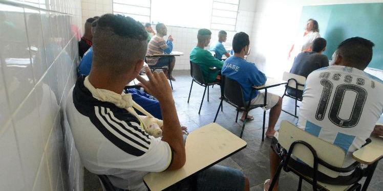  (Fotos Públicas)