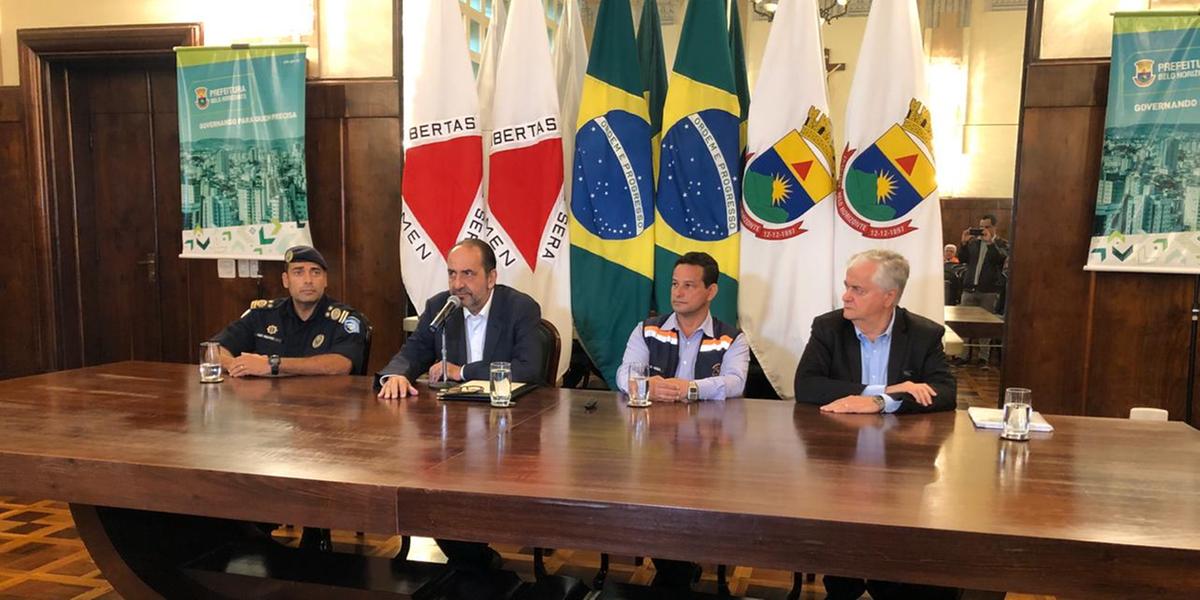 (Simon Nascimento)