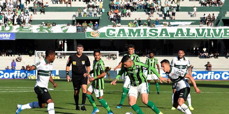 (Estevão Germano / América)