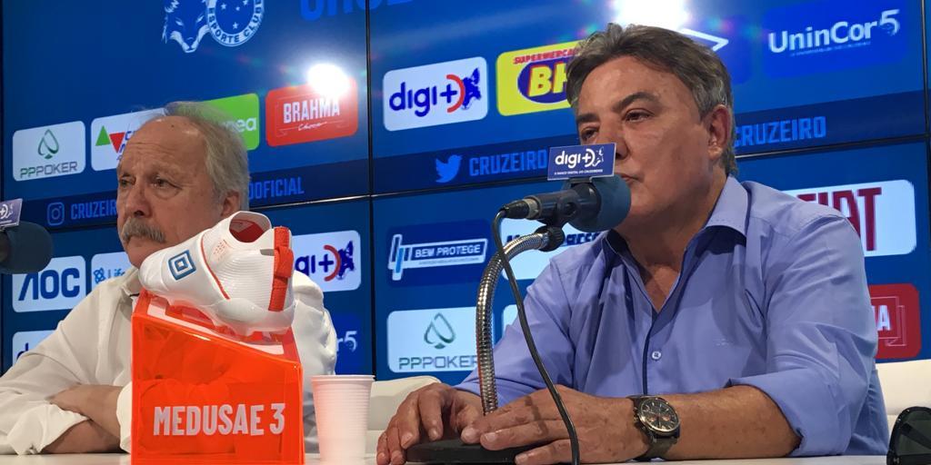 (Hugo Lobão)