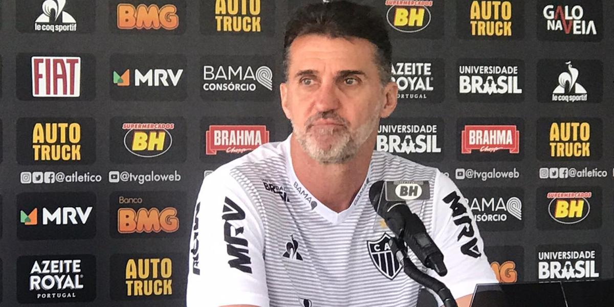  (Henrique André)