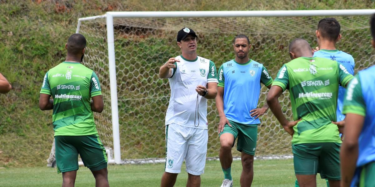  (Estevão Germano/América)