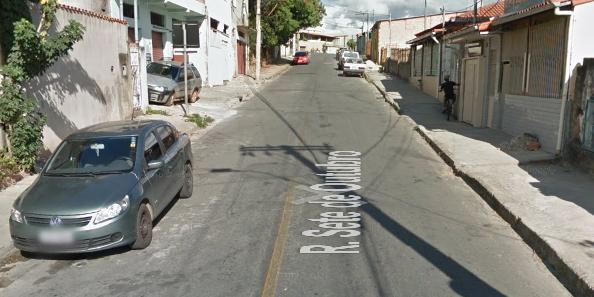 (Google Street View/Reprodução)