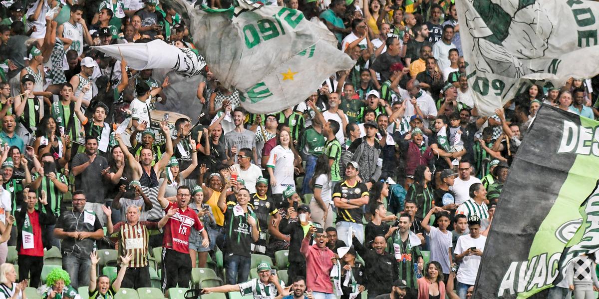 (Mourão Panda / América)