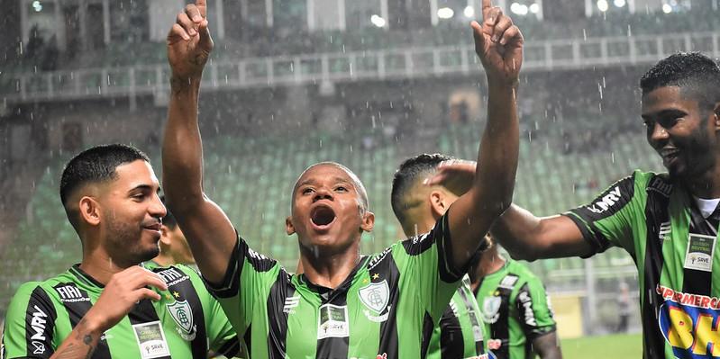 (Estevão Germano / América)