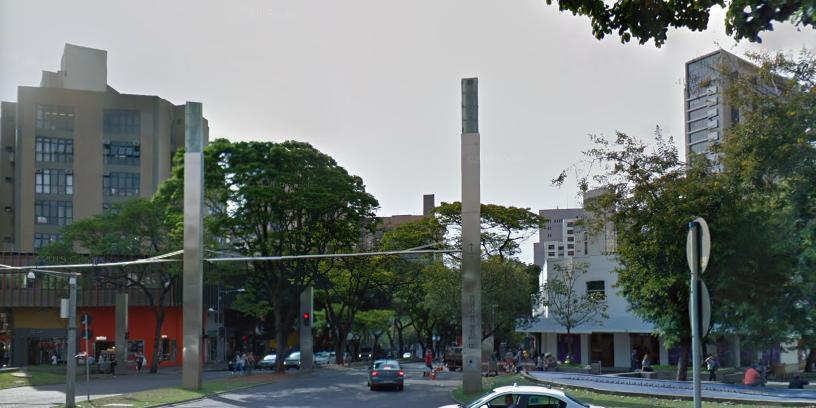 (Google Street View/Reprodução)