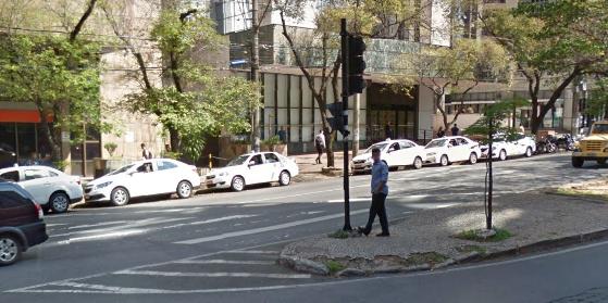 (Google Street View/Reprodução)