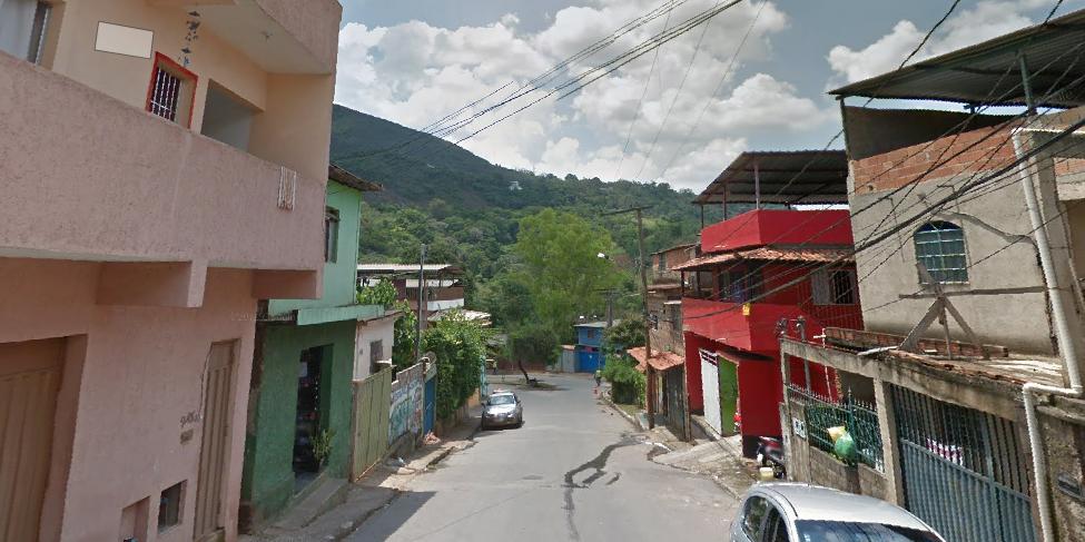 (Google Street View/Reprodução)
