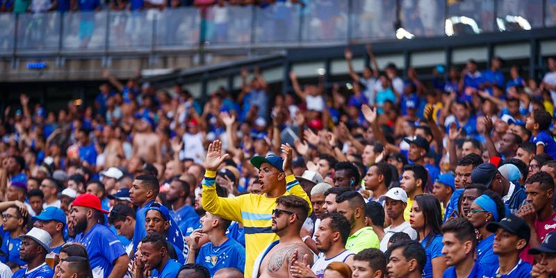 Torcida celeste esgotou ingressos para o clássico (Vinnicius Silva/Cruzeiro)