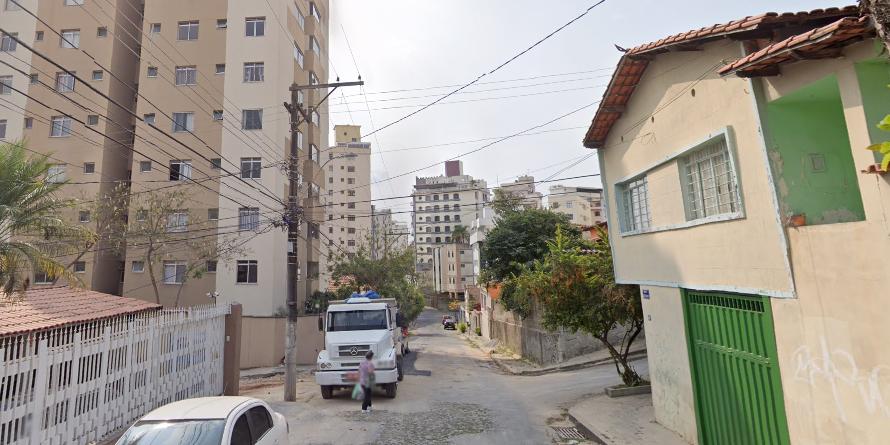 (Google Street View/Reprodução)