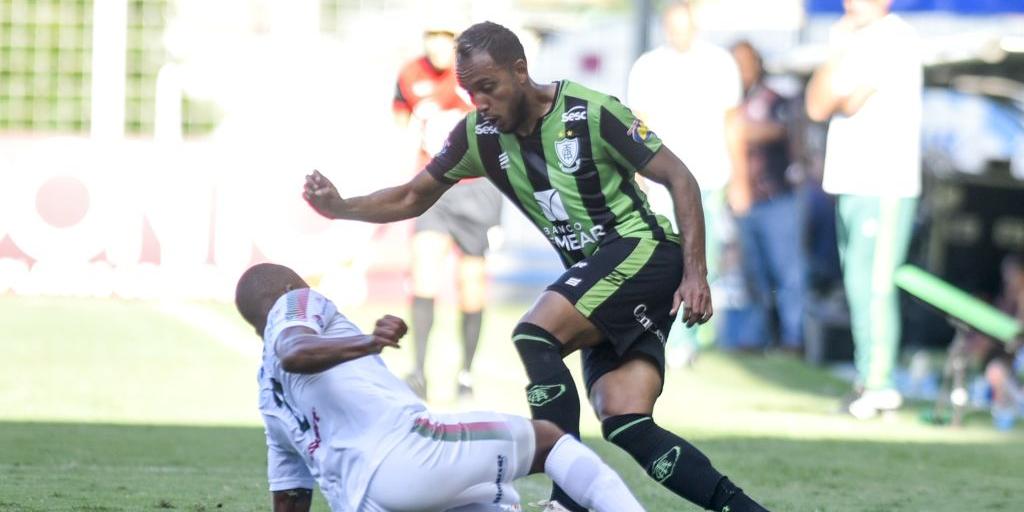  (Mourão Panda/América)