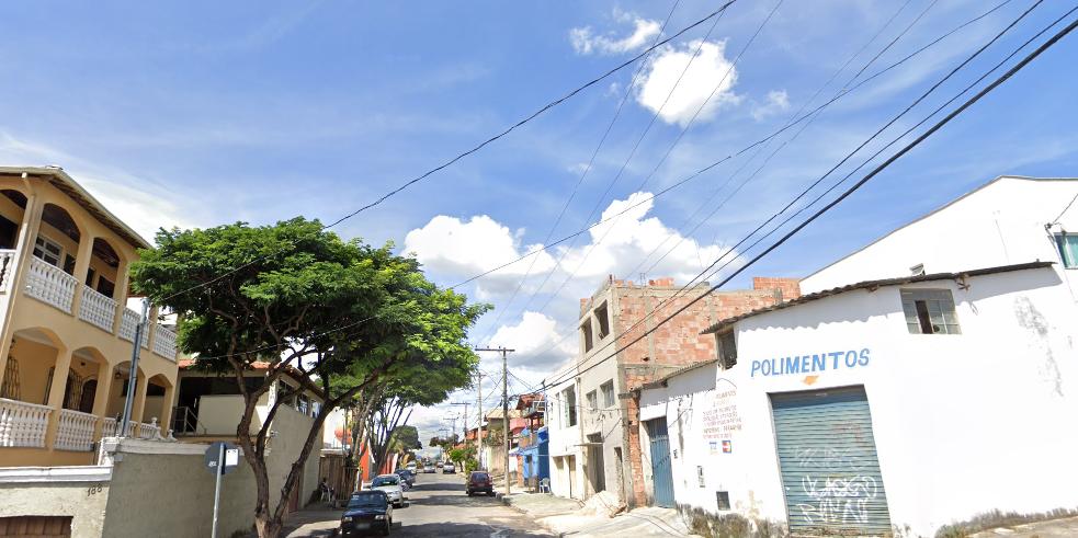 (Google Street View/Reprodução)
