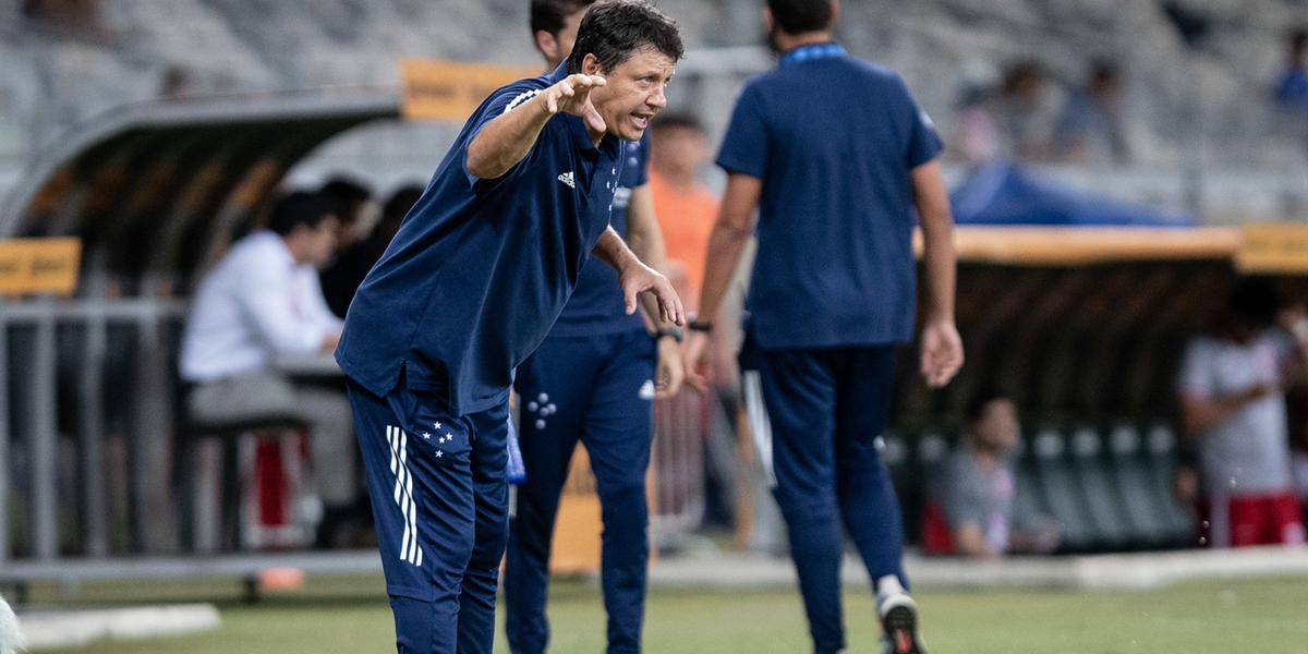 (Gustavo Aleixo)