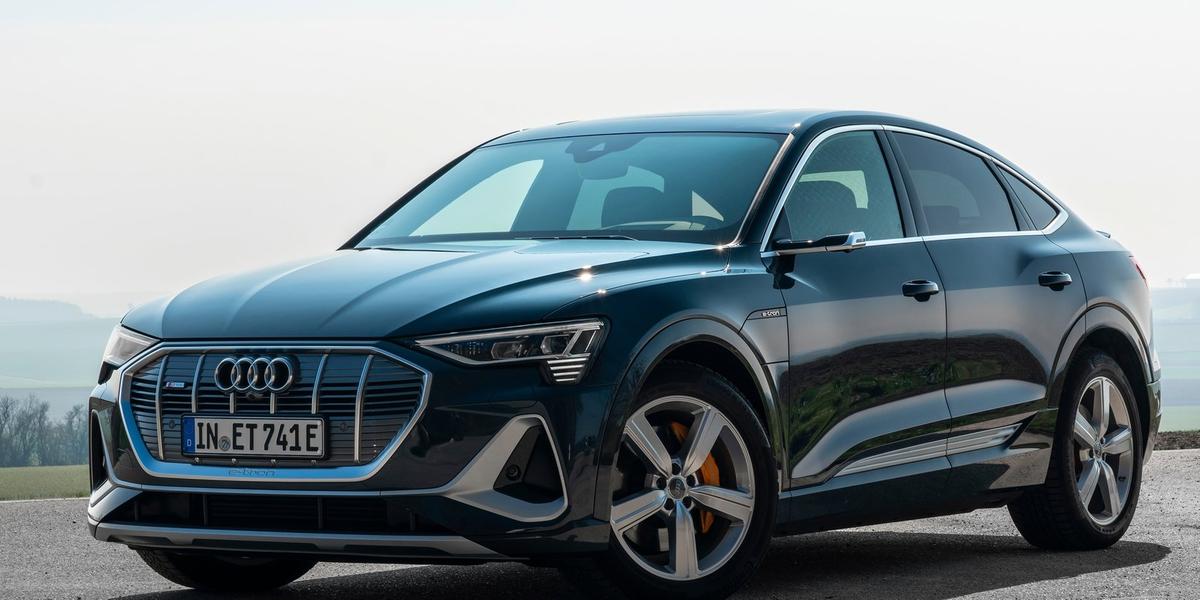 (Audi)
