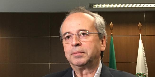(Paulo Henrique Lobato)