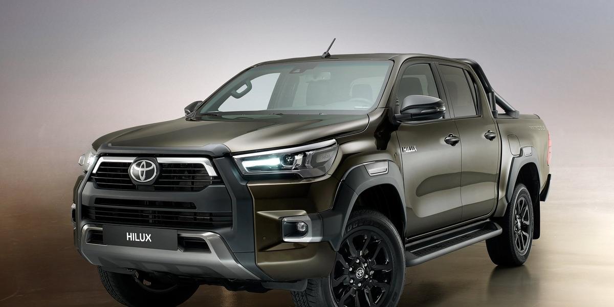 (Toyota)