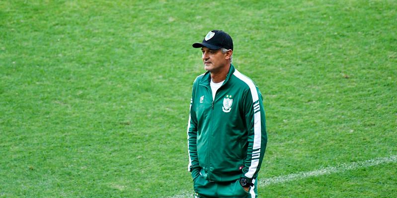 (Mourão Panda / América)