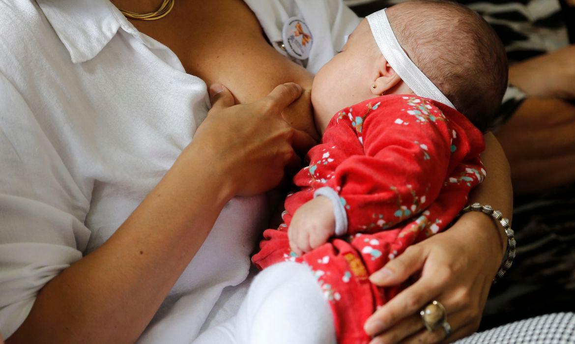 Hospital Sofia Feldman e Maternidade Odete Valadares estão com estoques de leite abaixo do ideal  (Fernando Frazão/Agência Brasil)