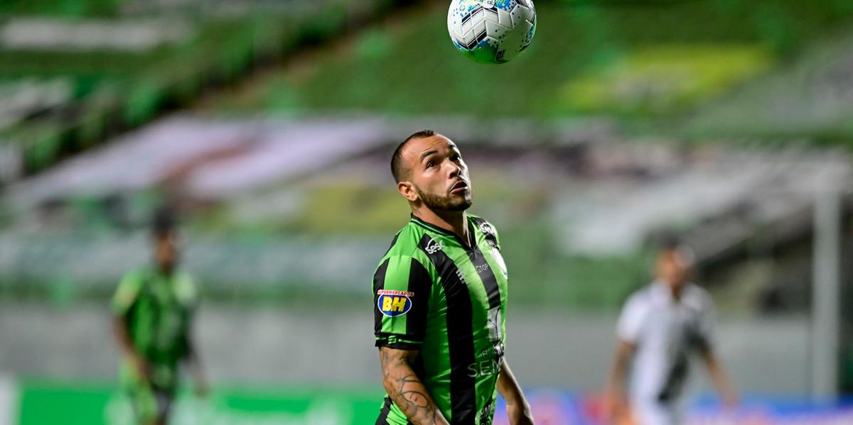 (Mourão Panda / América)