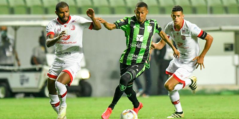(Mourão Panda / América)
