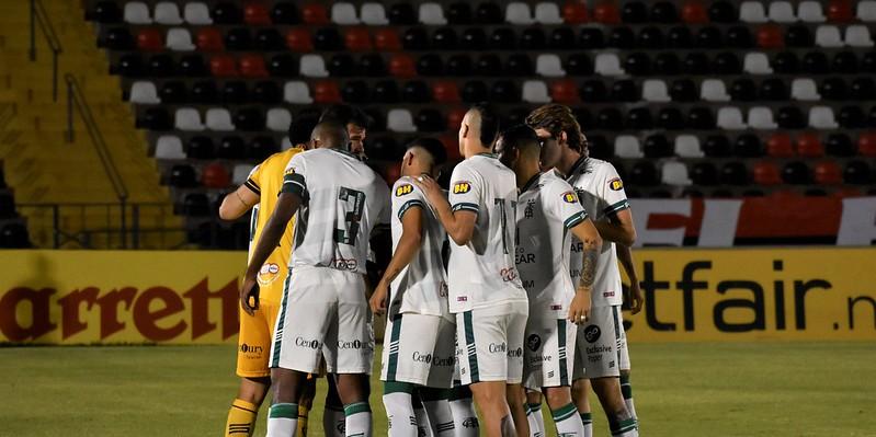 (Estevão Germano / América)