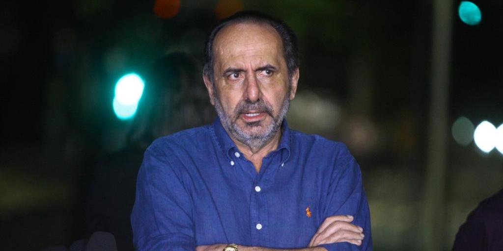 (Maurício Vieira)