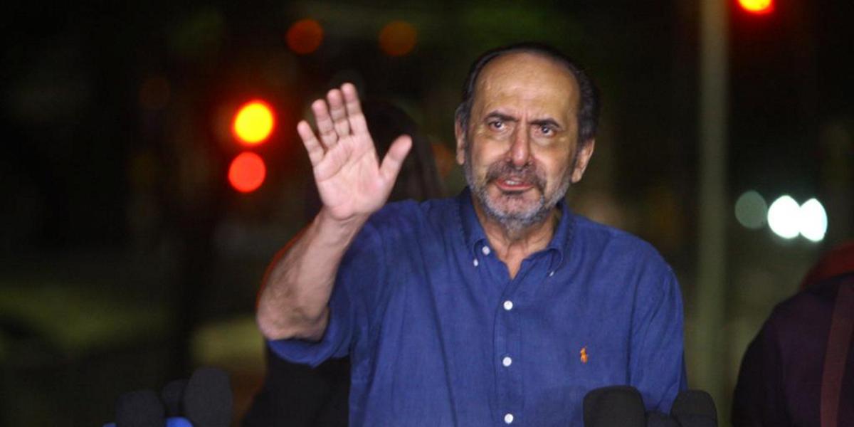 (Maurício Vieira)
