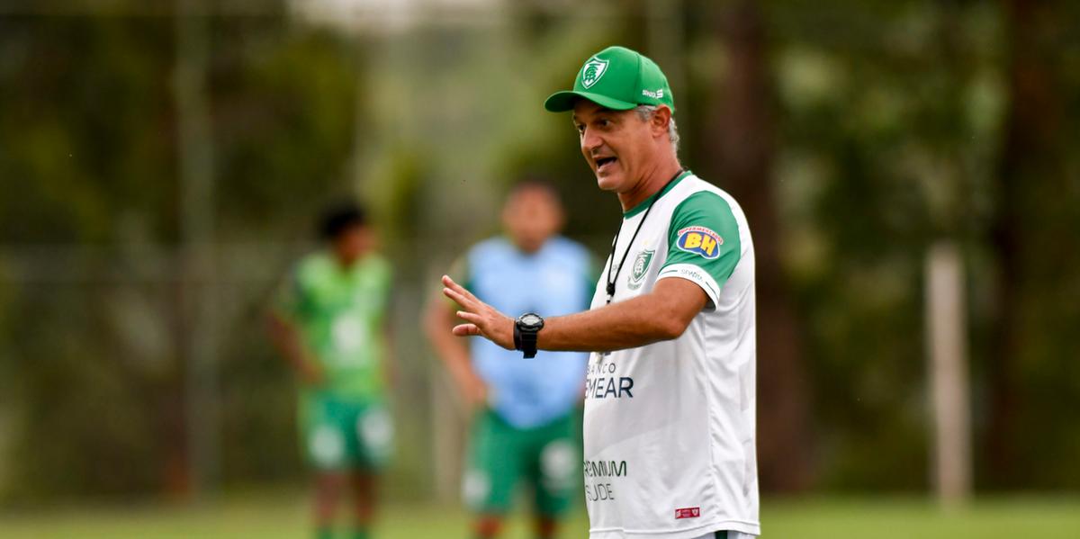  (Mourão Panda / América)