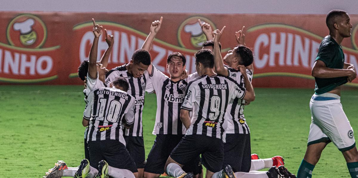  (Éber Gomes)