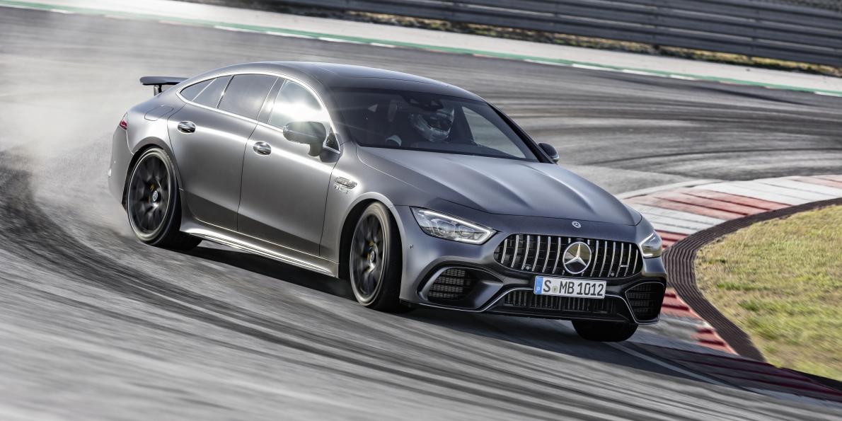 (Mercedes-Benz)