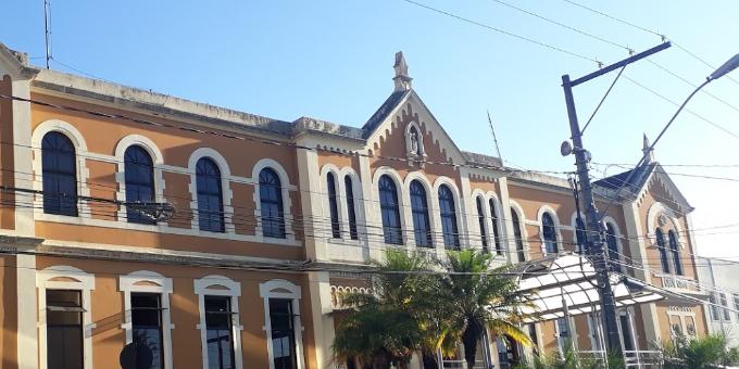 (Google Street View/Reprodução)