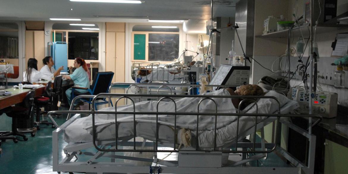 Estado decretou situação de emergência, aumentando o número de leitos disponibilizados nos hospitais (Marcello Casal jr / Agência Brasil)