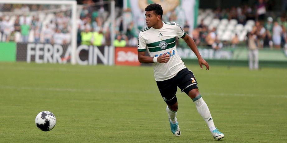 (Coritiba)