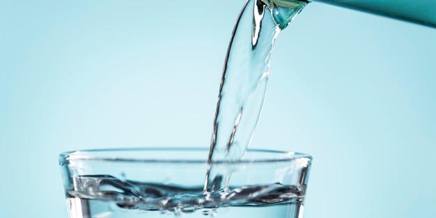 Além do reconhecimento, um outro projeto aprovado pela Câmara pretende disponibilizar mais bebedouros públicos com água potável em praças, parques, calçadões e outros espaços públicos da cidade (Freepik/Divulgação)