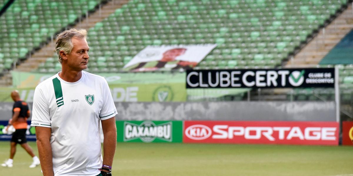  (Mourão Panda / América)