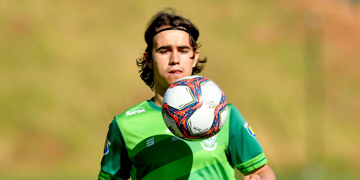 (Mourão Panda / América)