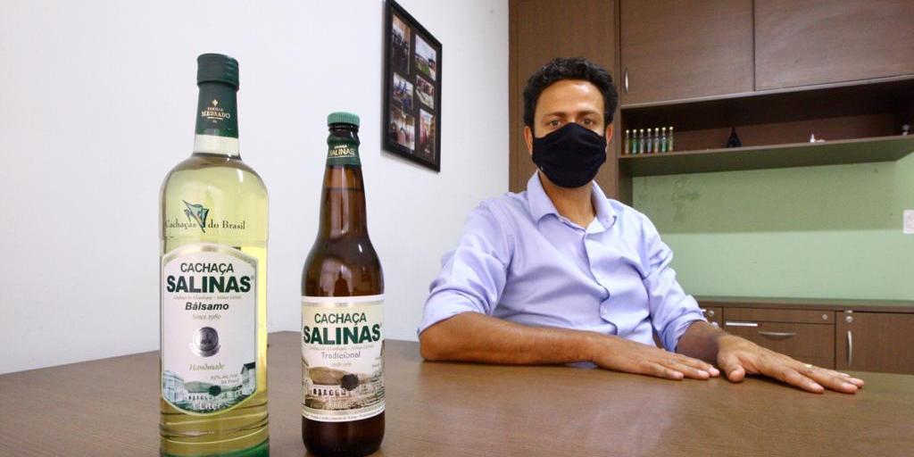 (Maurício Vieira)