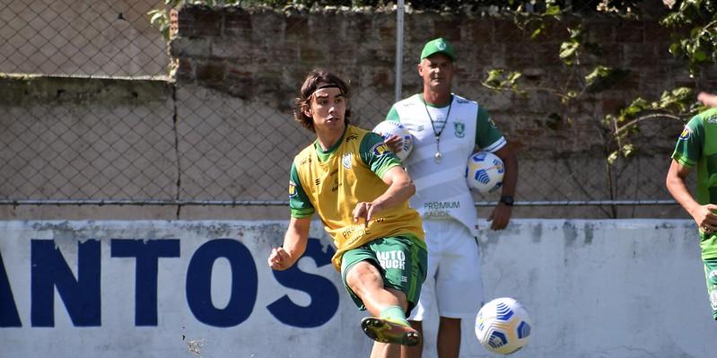  (João Zebral / América)