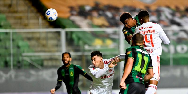 (Mourão Panda/América)