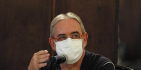 (Fernando Michael)