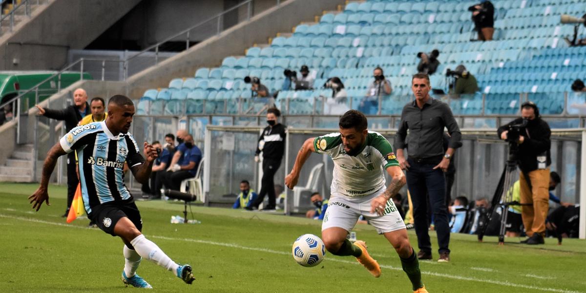 (Estevão Germano / América)