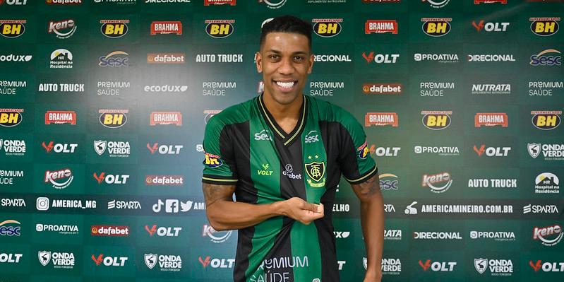 (Mourão Panda / América)