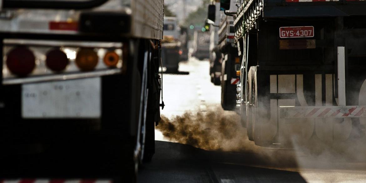 Preço do Diesel sobe na média nacional (Arquivo/ Marcelo Camargo/ Agência Brasil)