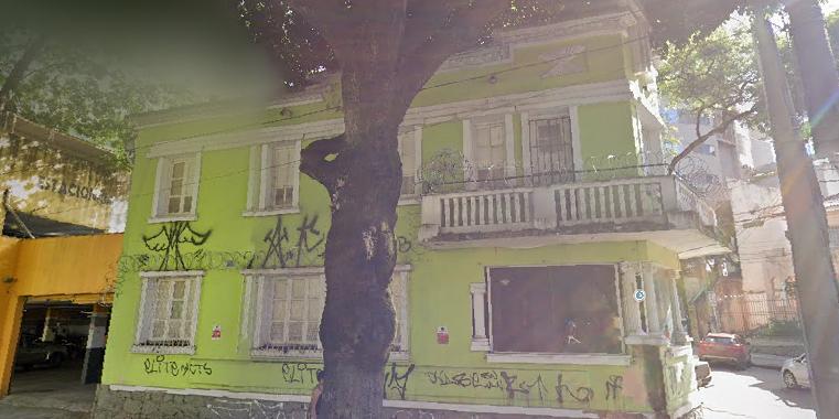 (Google Street View/ Reprodução)
